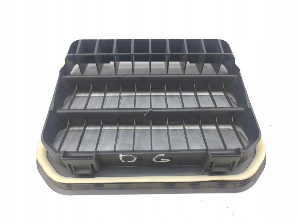 Ford kuga 3 2022 правый  сторона решётка вентиляционная под бампером задним с Разборки