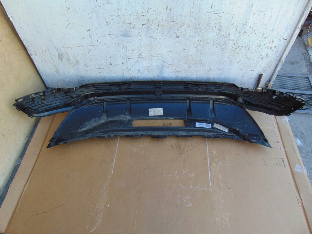 фото №13, Накладка бампера задняя диффузор audi e-tron 4ke 4ke807833c