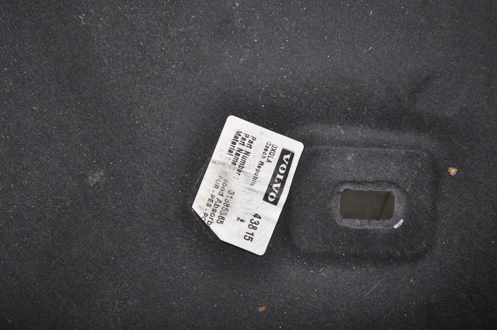 фото №6, Volvo v40 ii шумоизоляция подкрылок капот клипсы