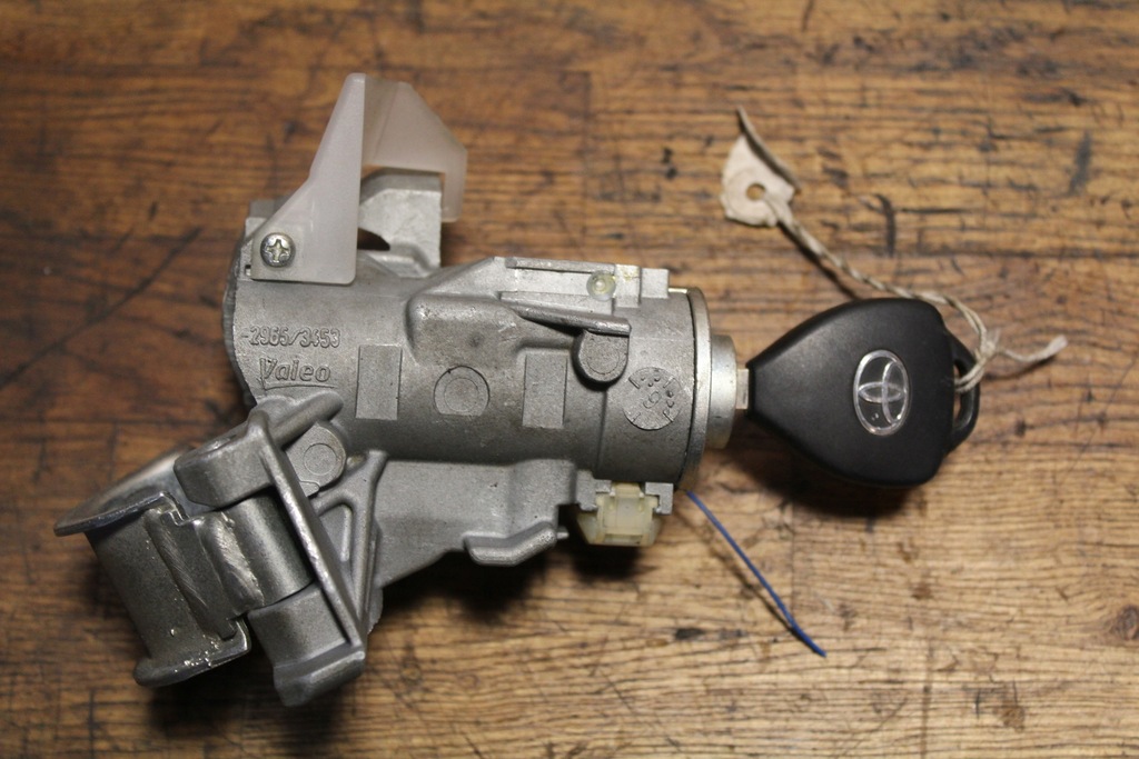 фото №5, Набор стартовый бортовой компьютер avensis t27 2.0 d4d