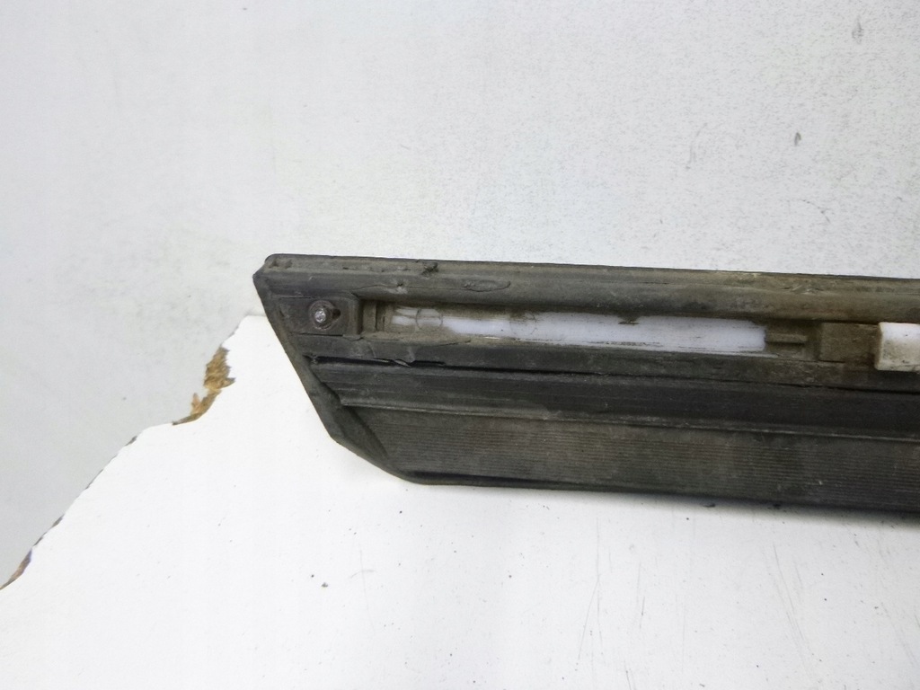 фото №6, Молдинг дверь задних левых audi a6 c5 allroad lv7w