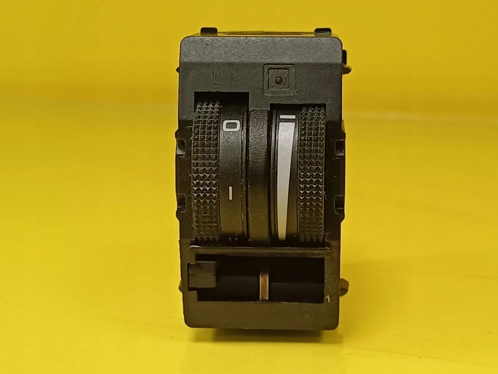 фото №1, Перемикач регулювання світла audi a3 8l 4b0919094 nr339