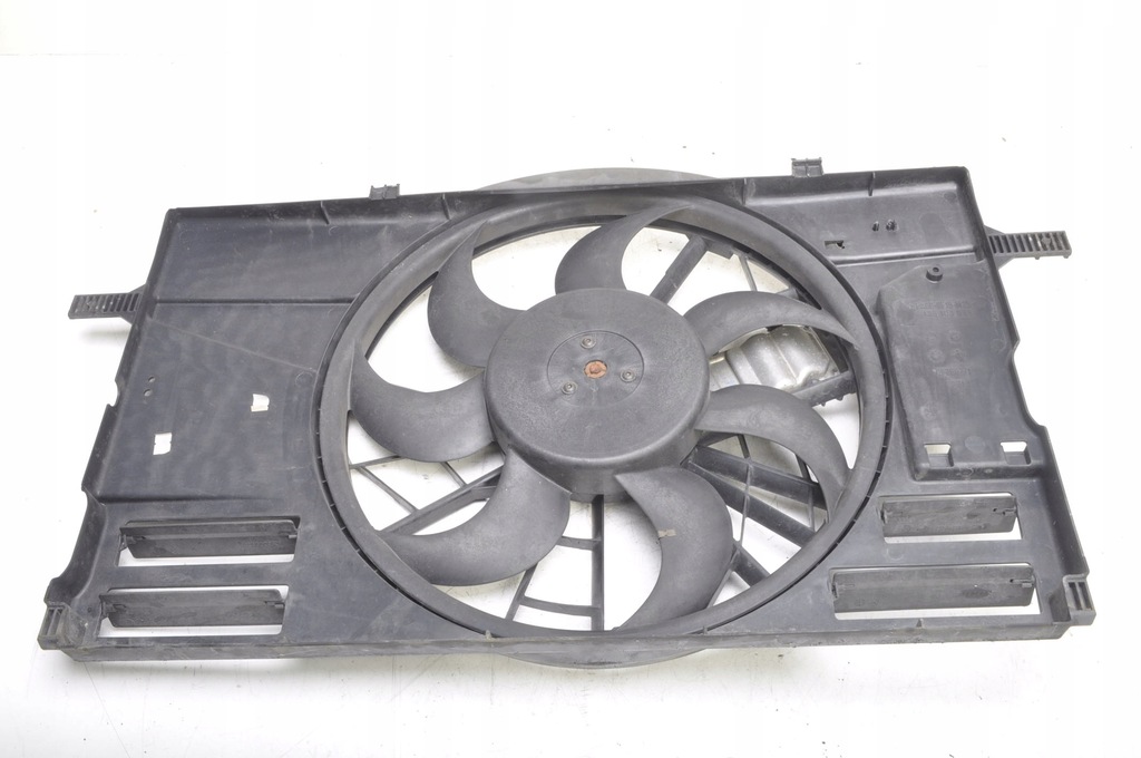фото №1, Volvo s40 ii вентилятор радиатора 3m51-8c607-gc