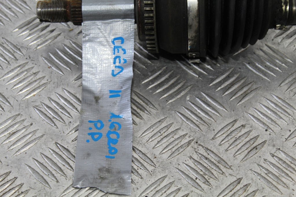 фото №2, Привідний вал правий перед kia ceed ii lift