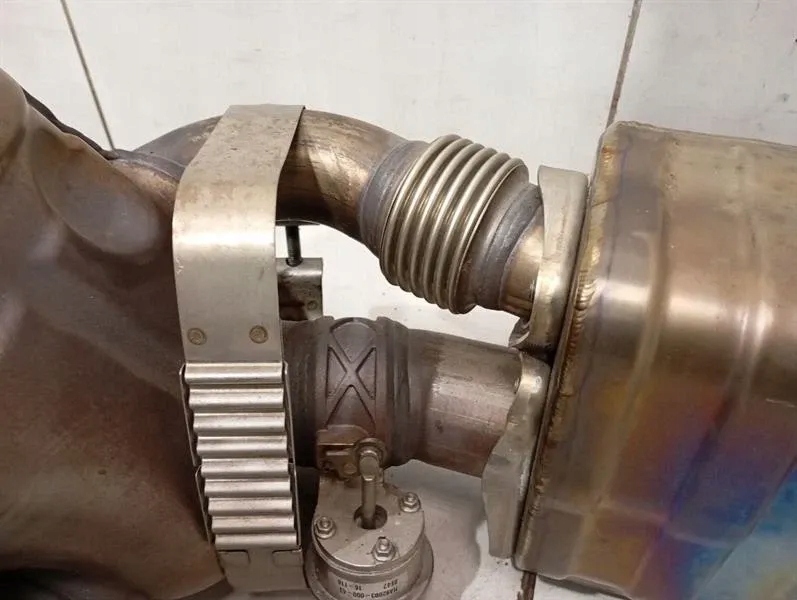 Porsche 911 991 gt3rs mk1 гасник випускний 99111102790 гасник випускний- в Україні