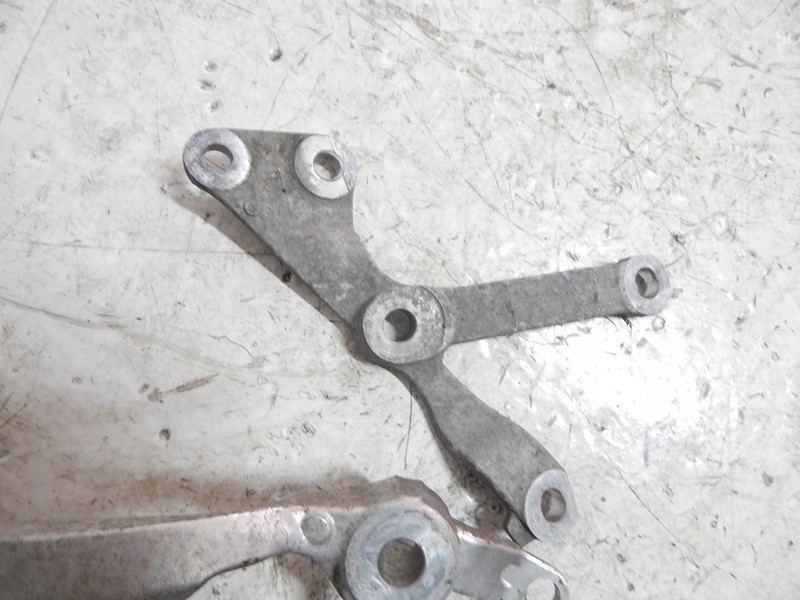 фото №4, Кронштейн кронштейн права підрамник honda civic ufo viii