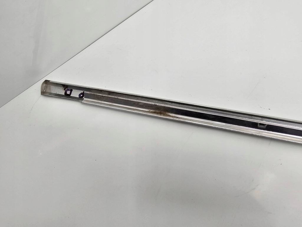 фото №7, Uszczelka/przesłona скло передньої перед сторона права mercedes-benz s w126