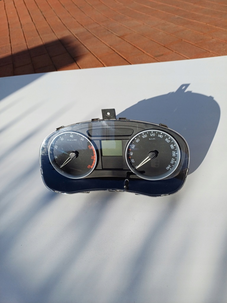 Купити Панель приладова панель skoda fabia 5j0920811b