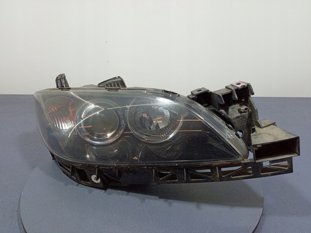 фото №1, Mazda 3 i bk фара правый перед лампа передняя