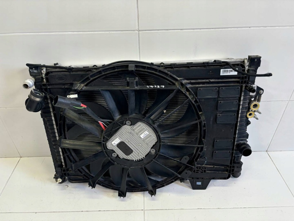 Комплект радиатор jaguar e-pace 2020 j9c319710aa Доставка