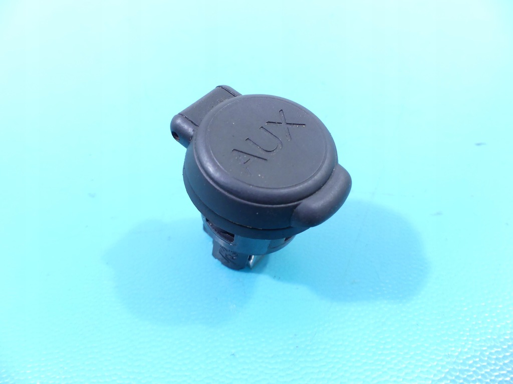 фото №1, Разъём aux usb peugeot 301 9664795277