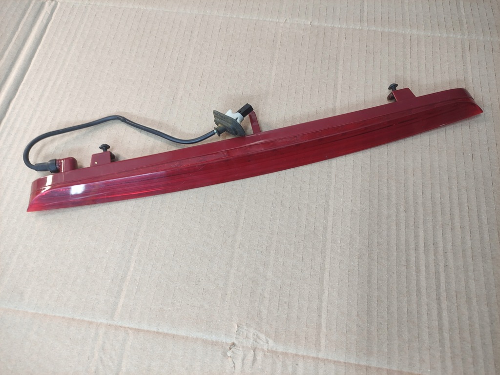 фото №1, Свет стоп audi q3 s-line 8u0945097