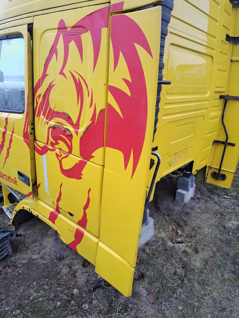 фото №1, Ветровик левая спойлер закабинный volvo fh 12 13