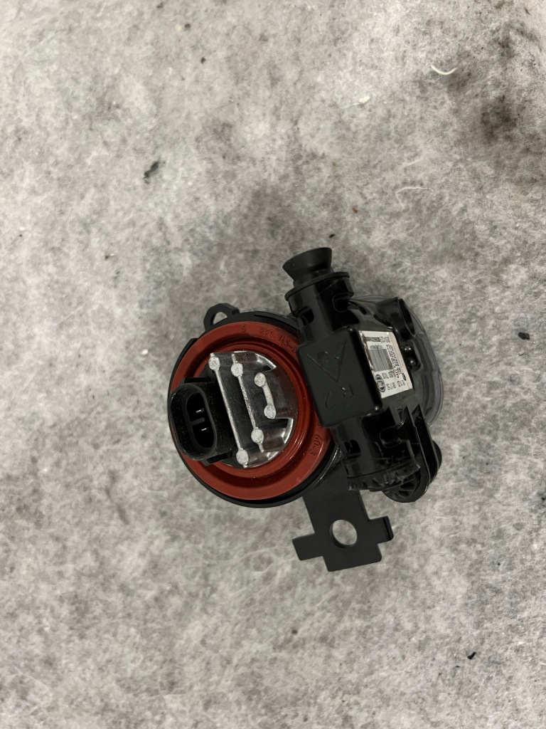 фото №2, Nissan renault протитуманна фара