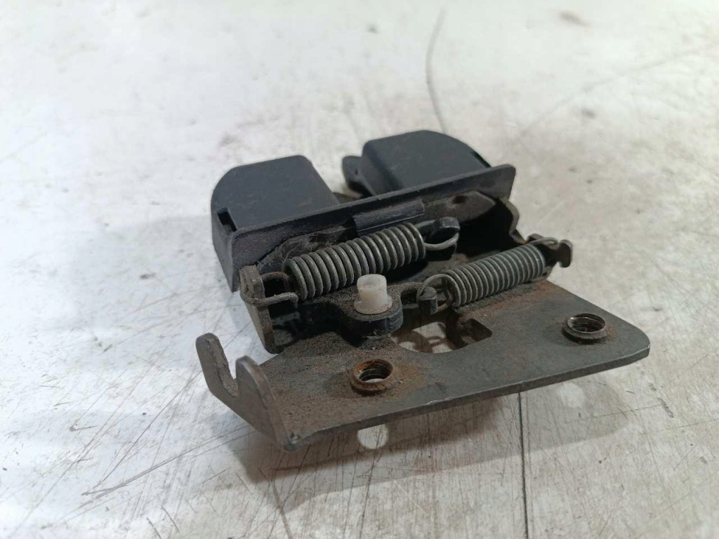 фото №2, Замок кришки задня dacia logan mcv