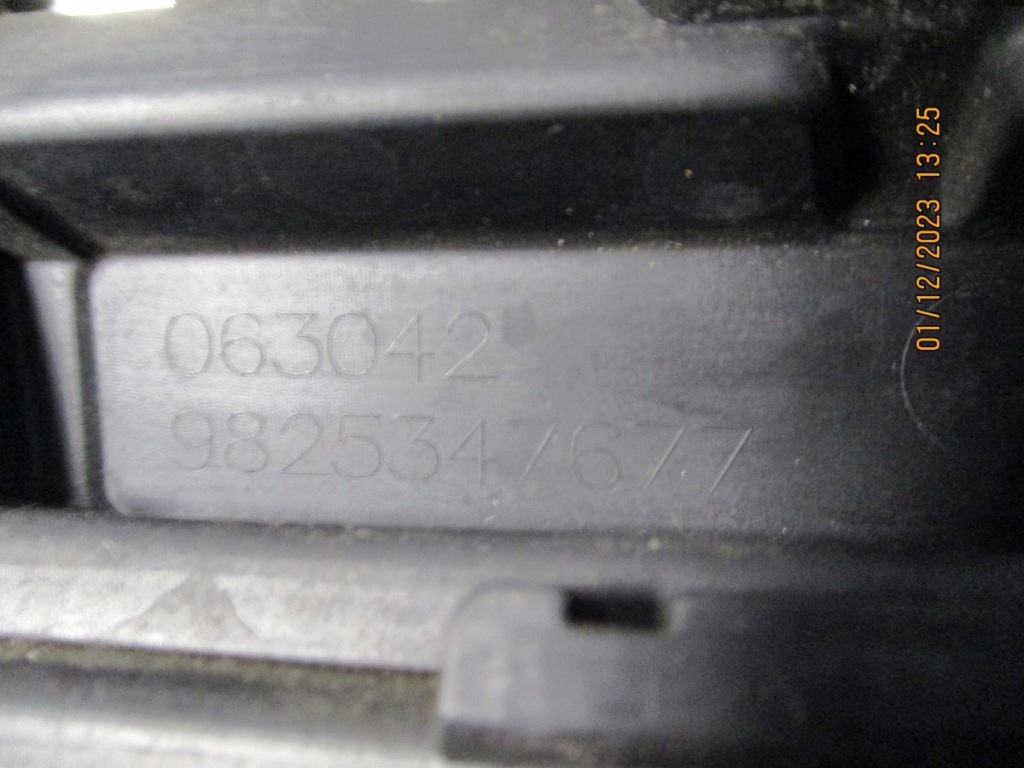 фото №8, Решітка радіатора решітка радіатора citroen c5 aircross 9825347677