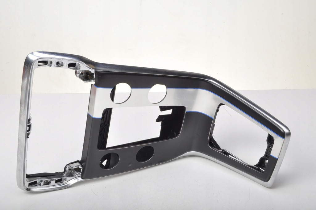 фото №1, Volvo v40 ii рамка панель кондиционера 08632794