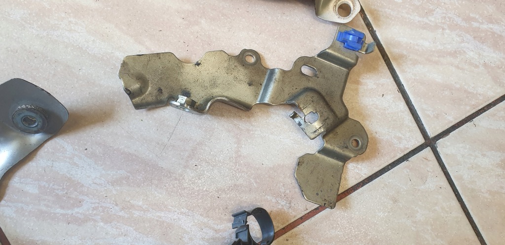 фото №9, Кронштейн кронштейн двигателя mazda 6 gj 2.2 td bit