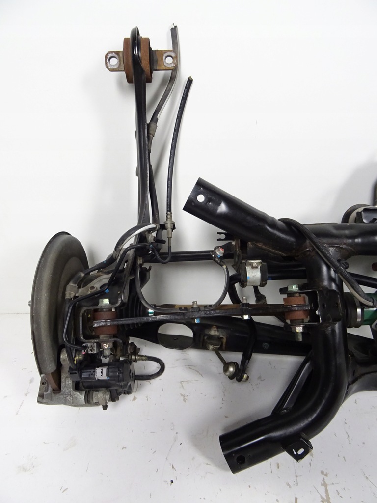 фото №6, Outlander iii 4x4 балка підвіска задня диференціал