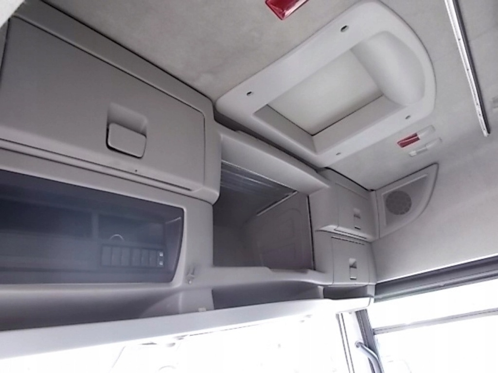 фото №7, Renault magnum 460 dxi lift vega кабина kpl. 2010