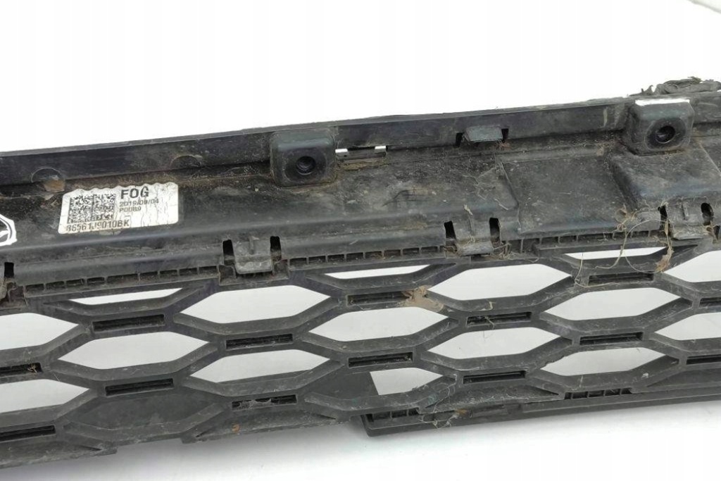 Решётка бампера средняя hyundai 86561j9010b 1.6l 2019 с Разборки