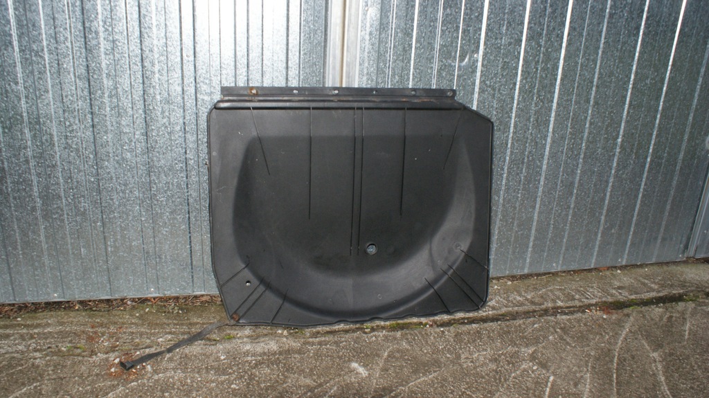 фото №1, Mercedes r107 sl slc защита ниша колеса запасного задняя 1076930033