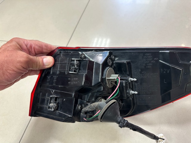 Hyundai i30 фара лівий задній led Оригінал