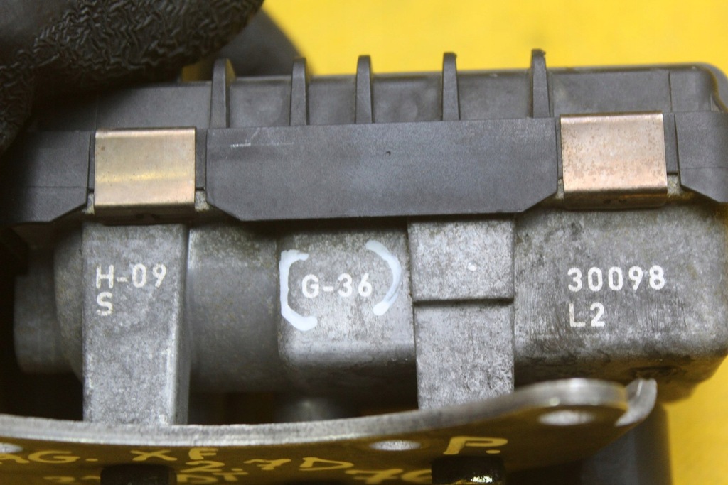 фото №8, Регулятор турбины jaguar xf xj 276dt 2.7 d 752406 g-36