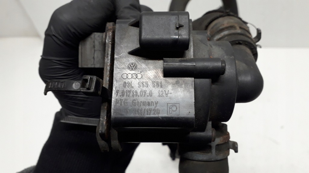 фото №8, Seat exeo 2.0tdi шланг помпа wody 3r0121093