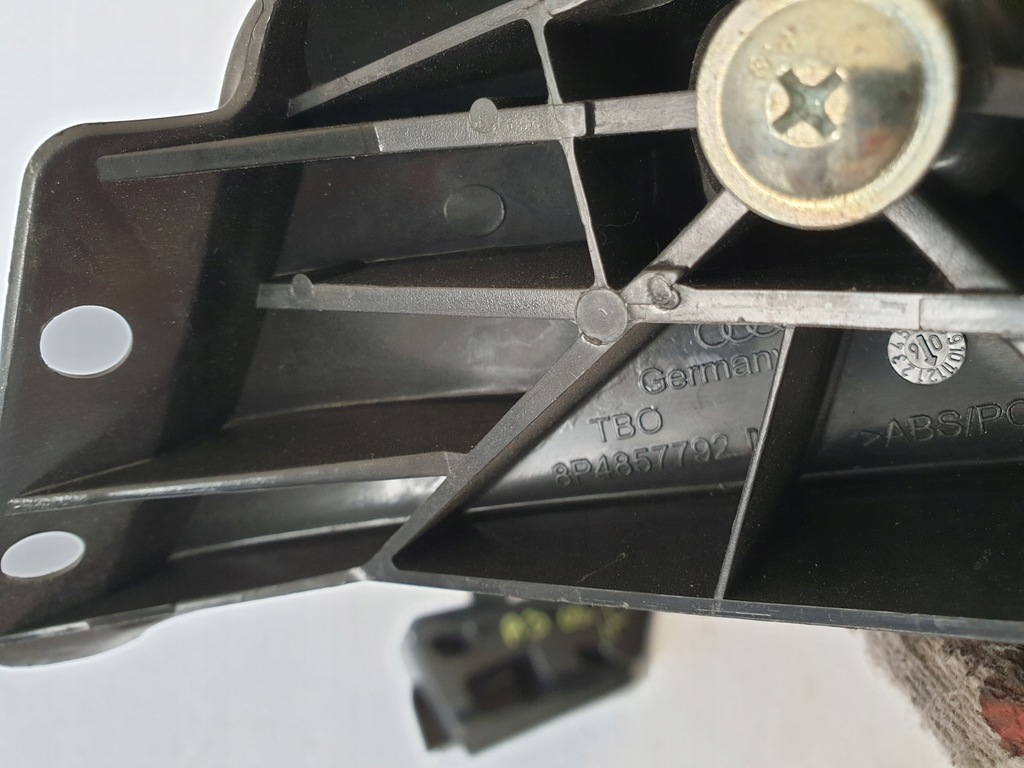 фото №7, Напрямна поперечина права задня audi a3 8p 2008 rok