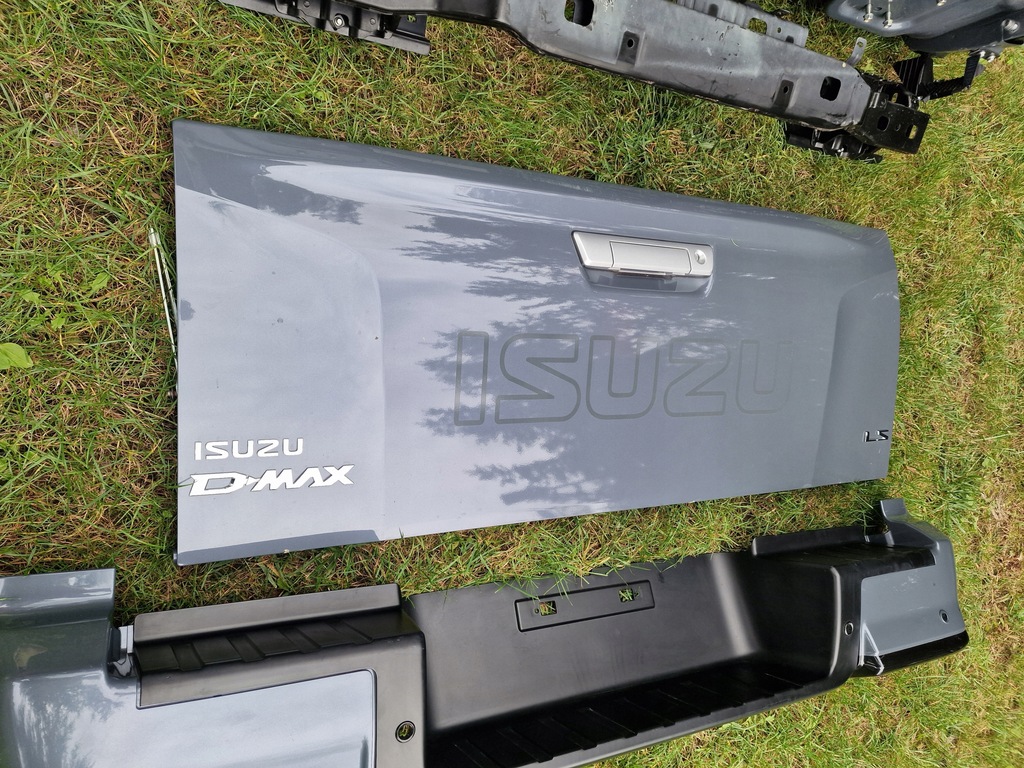 фото №9, Isuzu d max dmax 2023 2024 2025 кузов піддон борт крила задня кришка багажника лампа
