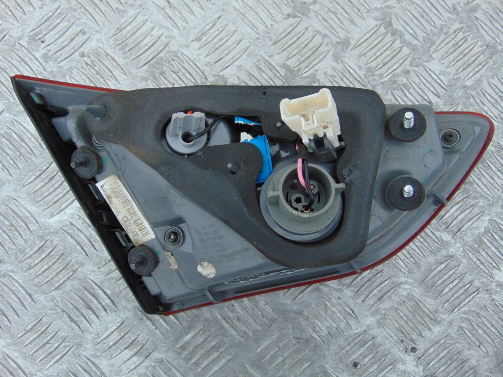 фото №6, Hyundai i30 ii лампа кришки задня ліва права 2015