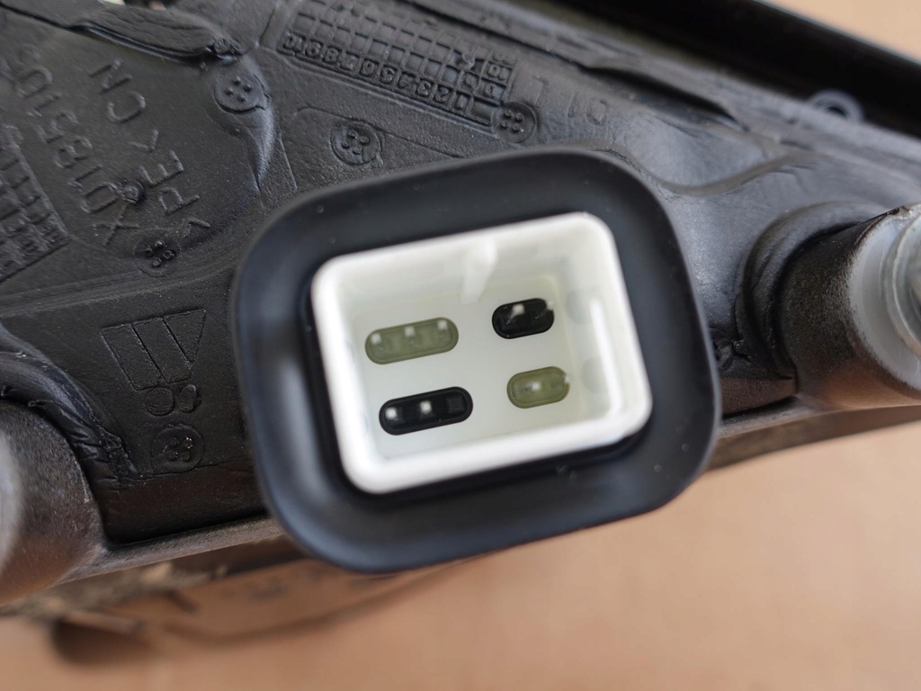 фото №12, Bmw 8 g14 g15 g16 зеркало левая карбон 9pin