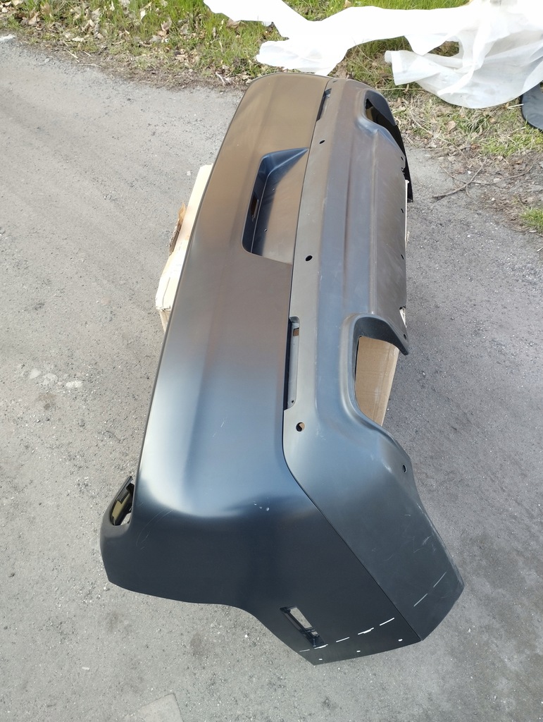 фото №1, Dodge challenger 15- бампер задня задній oryg новий