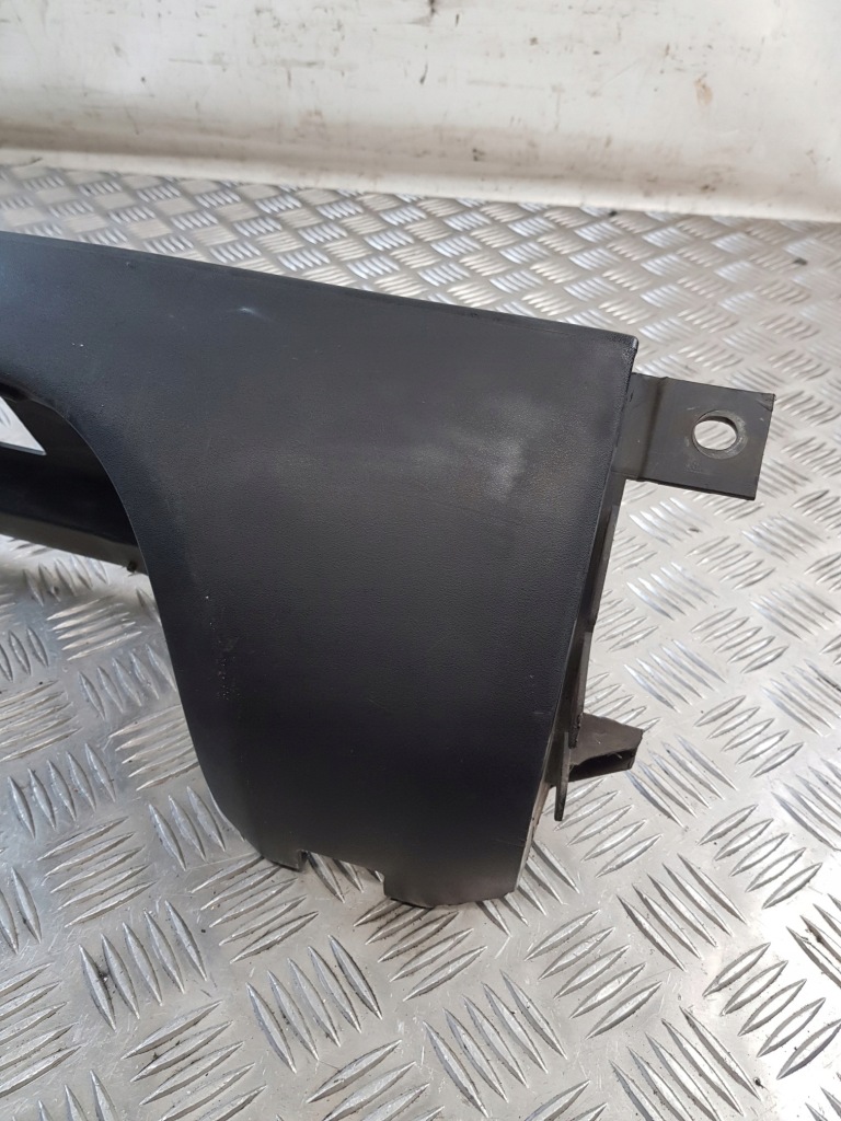 фото №9, Молдинг защита уголок лампы правый задняя 735388401 fiat doblo i lift