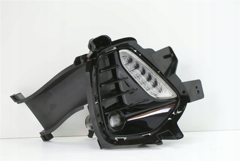 Купить Hyundai i30 3 16-19r правое фонарь  drl led оригинал .