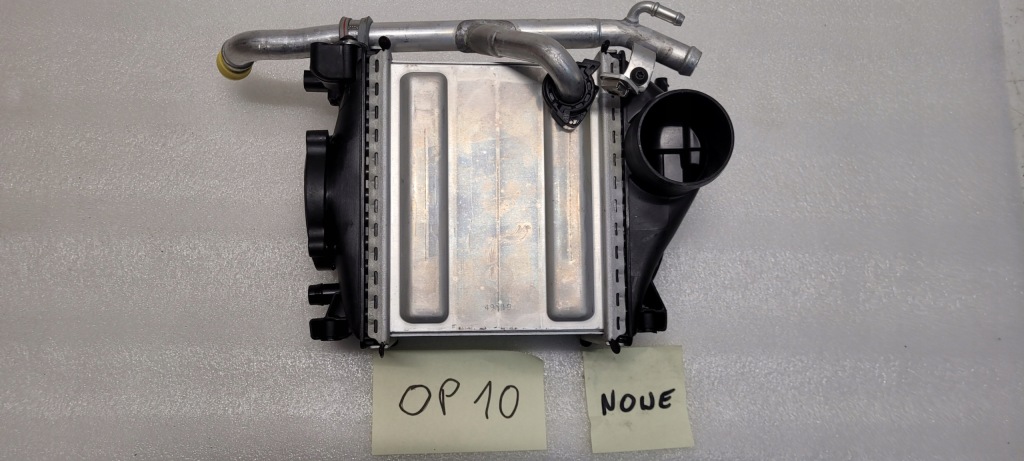 Радіатор повітря інтеркулер mercedes glc g a1770901214 a1770902501 в Україні