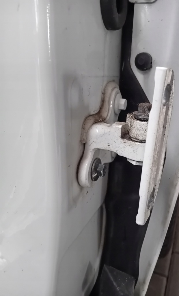 фото №9, Петлі двері правий перед volvo v60 s60 ii петля передній пара 614-46