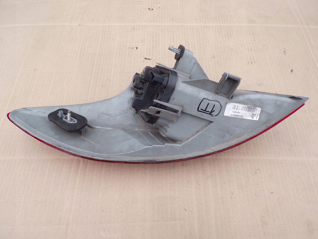 фото №8, Лампа правый задняя 265500007r renault megane iii hb