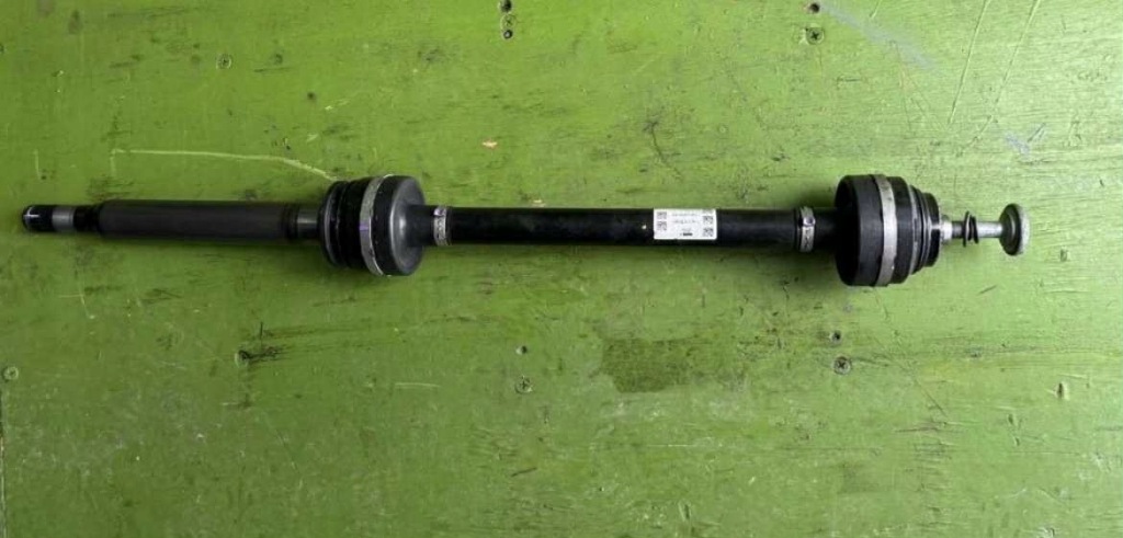 Купити Bmw g26 i4 привідний вал правий задня задня edrive 5a14862