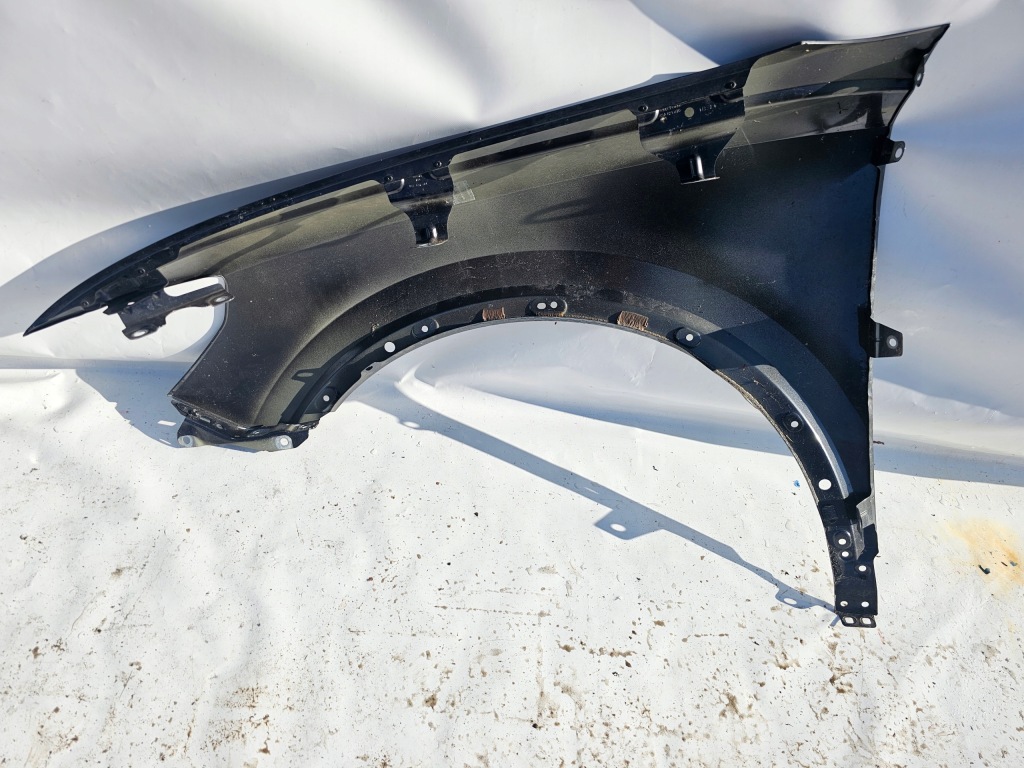 Крыло  audi q3 2 83a 19- правый  перед передний hybrid гибрид Недорого