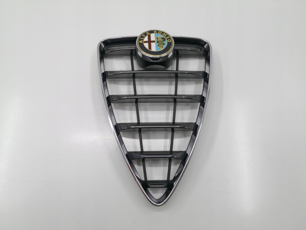 фото №1, Решётка радиатора решётка радиатора alfa romeo mito