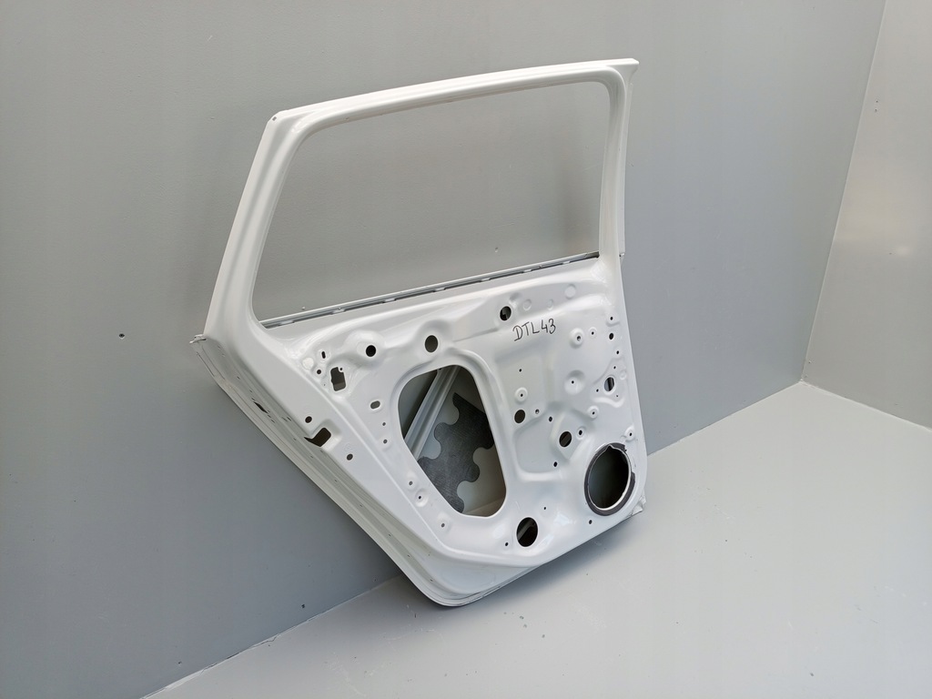 фото №8, Skoda kamiq 2021- дверь левая задние левый задняя =