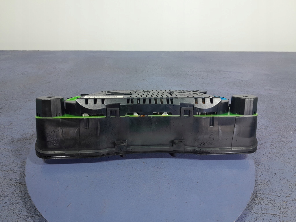 фото №7, Audi a6 c5 2.4b 163 km приборы счетчик 4b0919880a