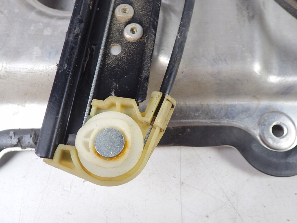 фото №10, Механізм підйому скло лівий задня audi s8 d3 5.2 fsi 4e0839849a