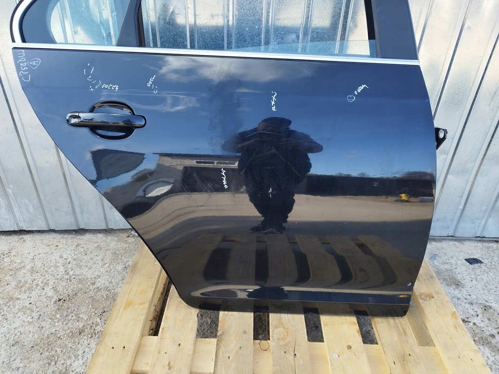 фото №6, Дверь правое задняя vw jetta v 5 2005-2010 цвет lc9x оригинал лак