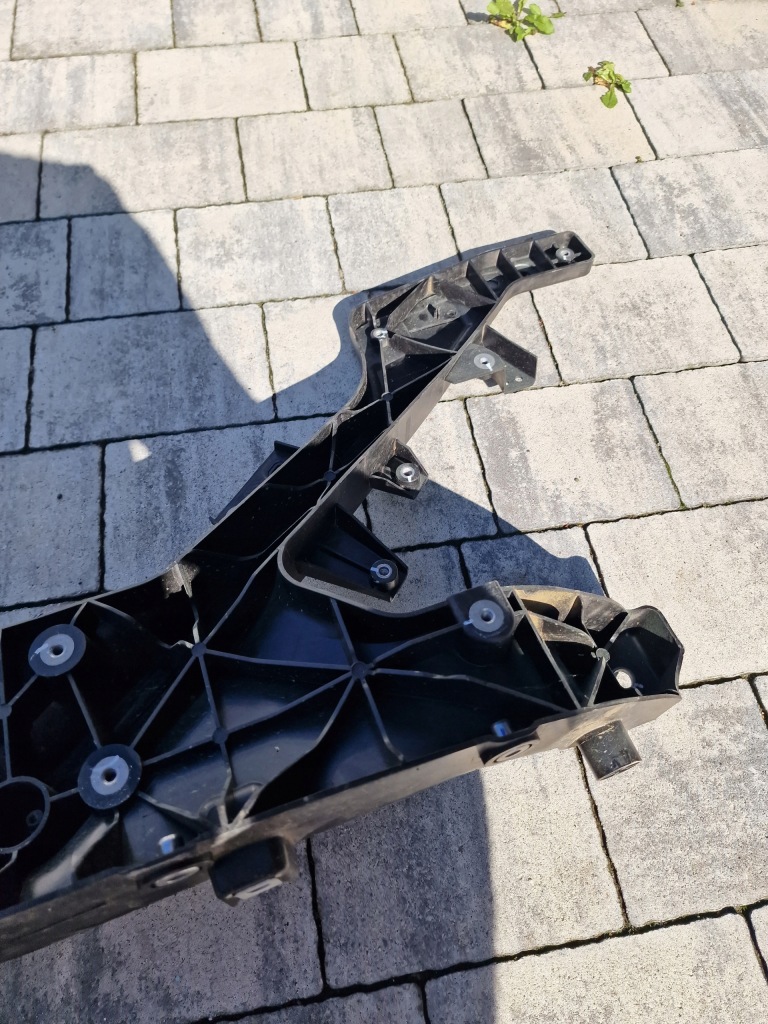 Ремінь передній tesla model y Зі Шроту