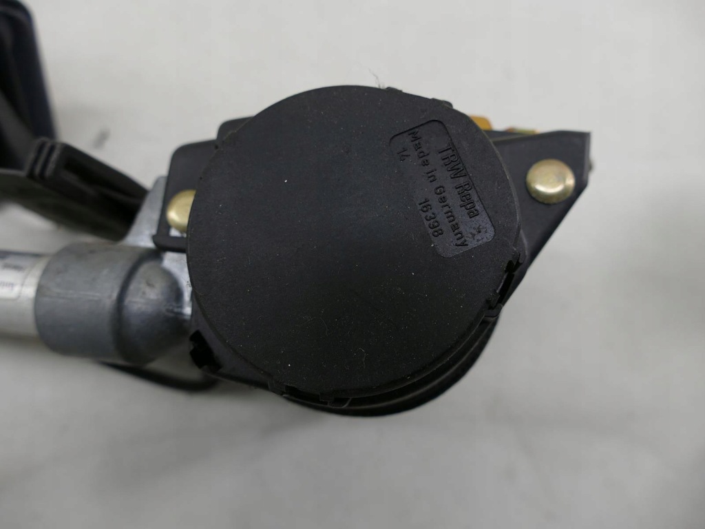 Mercedes s w126 ремень безопасности натяжитель левый перед Недорого