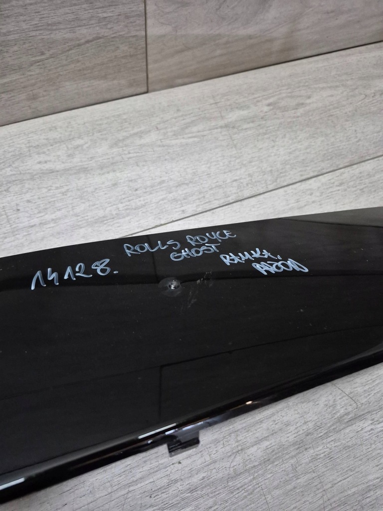 фото №14, 14128. rolls royce ghost рамка панель перед 51117495506