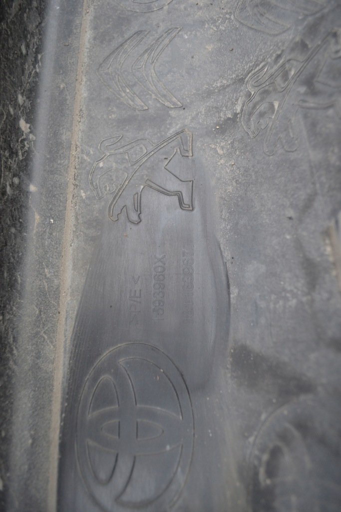 Купити Бампер задній + pdc peugeot expert citroen jumpy toyota proace 16-